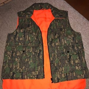 Hunting vest men’s size medium conceal